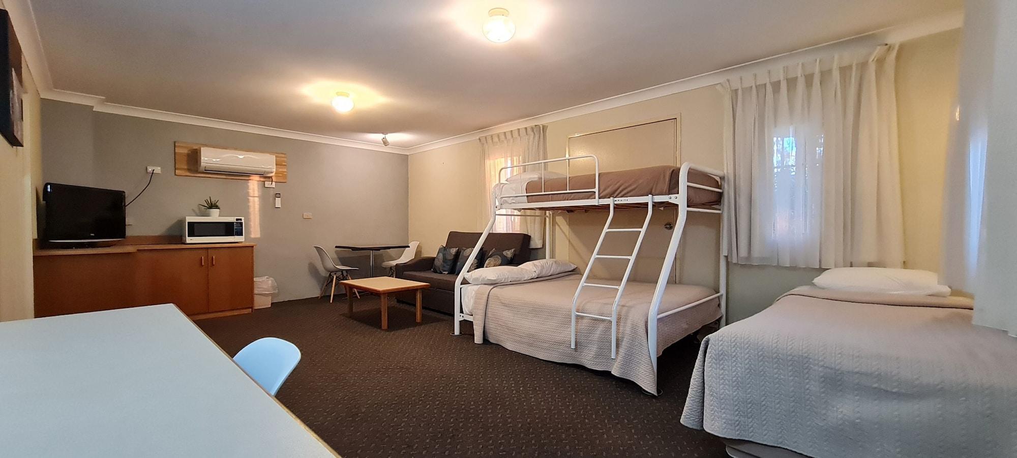 Golf Links Motel タムワース エクステリア 写真