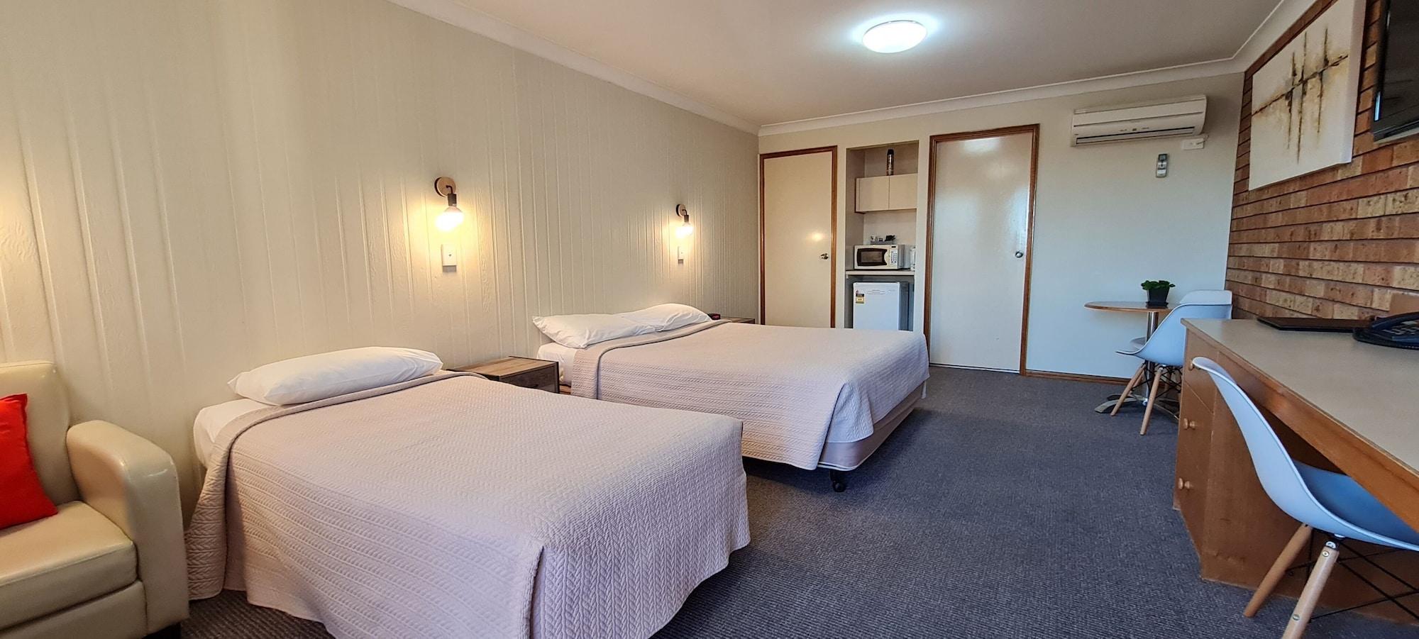 Golf Links Motel タムワース エクステリア 写真