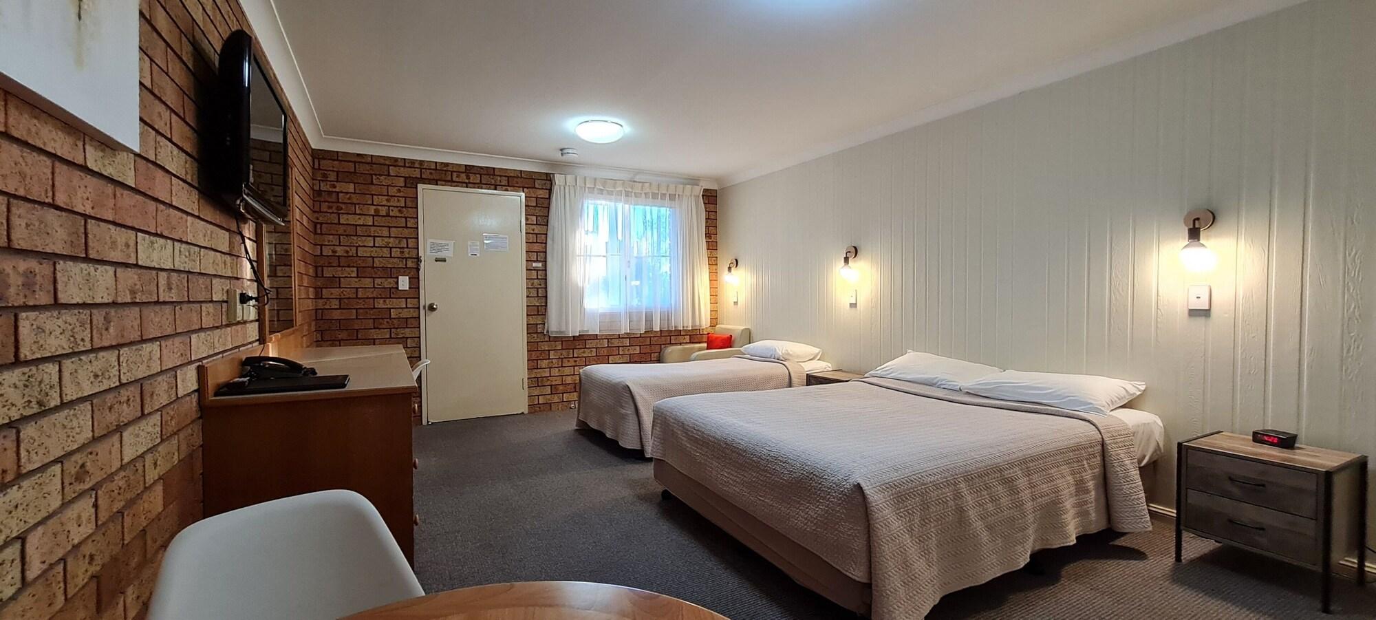 Golf Links Motel タムワース エクステリア 写真