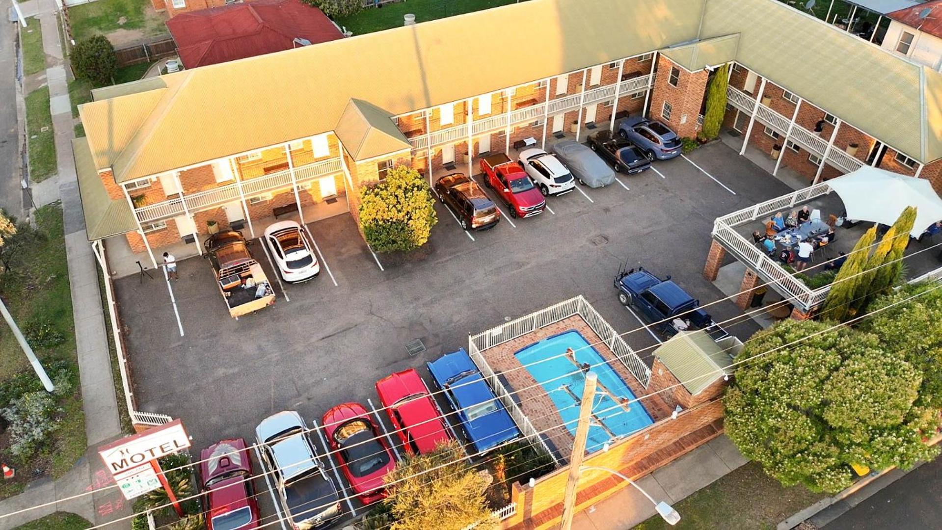 Golf Links Motel タムワース エクステリア 写真